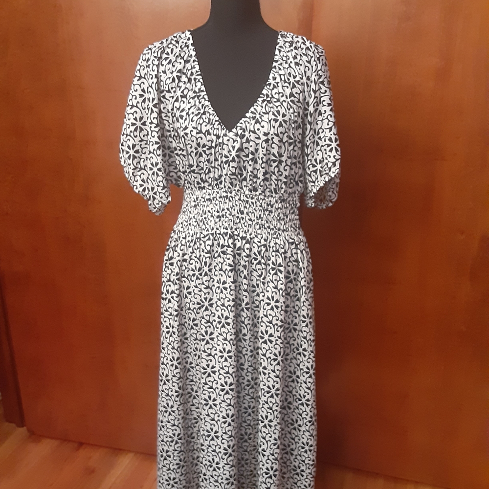 Ann Taylor Black & White Maxidress - Picture 8 of 8